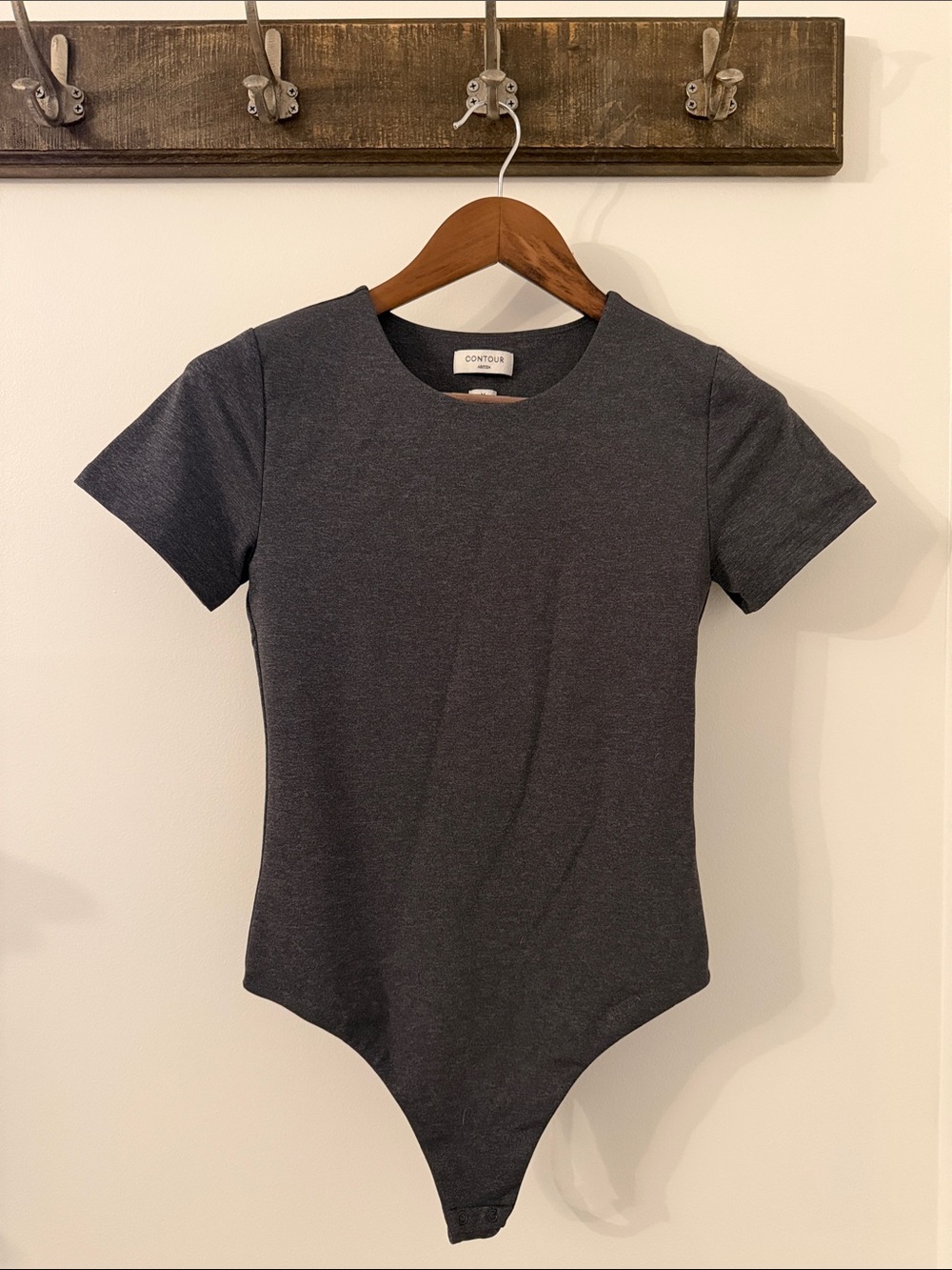 Aritzia Contour Short Sleeve Charcoal Bodysuit